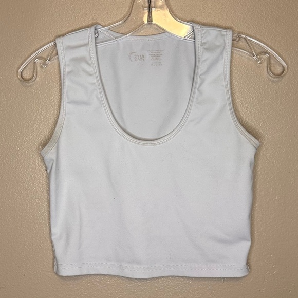 ZYIA White Fitted Crop Tank Top Size Small - Picture 1 of 4
